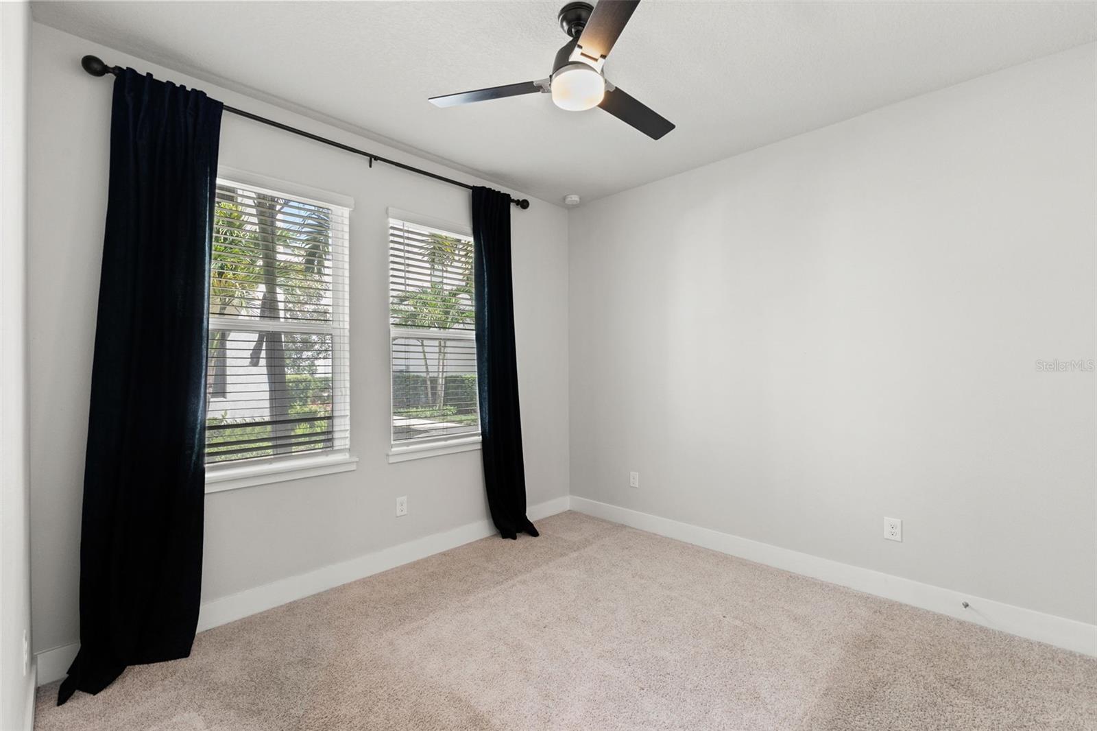 WESTSHORE VILLAGE TWNHMS - Residential