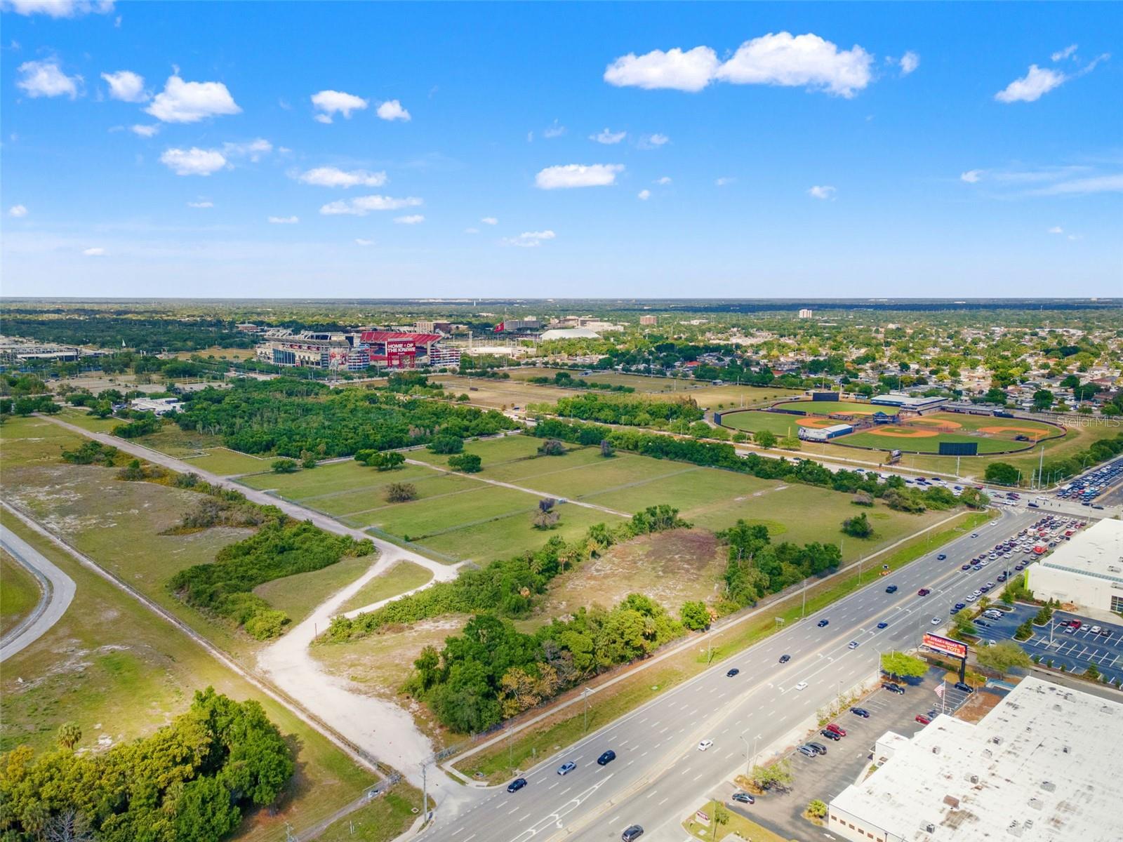 WESTSHORE VILLAGE TWNHMS - Residential