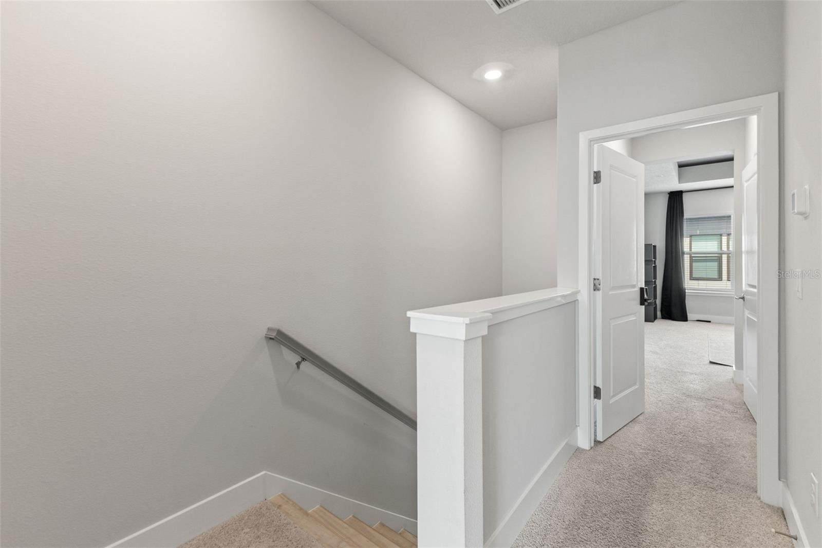 WESTSHORE VILLAGE TWNHMS - Residential