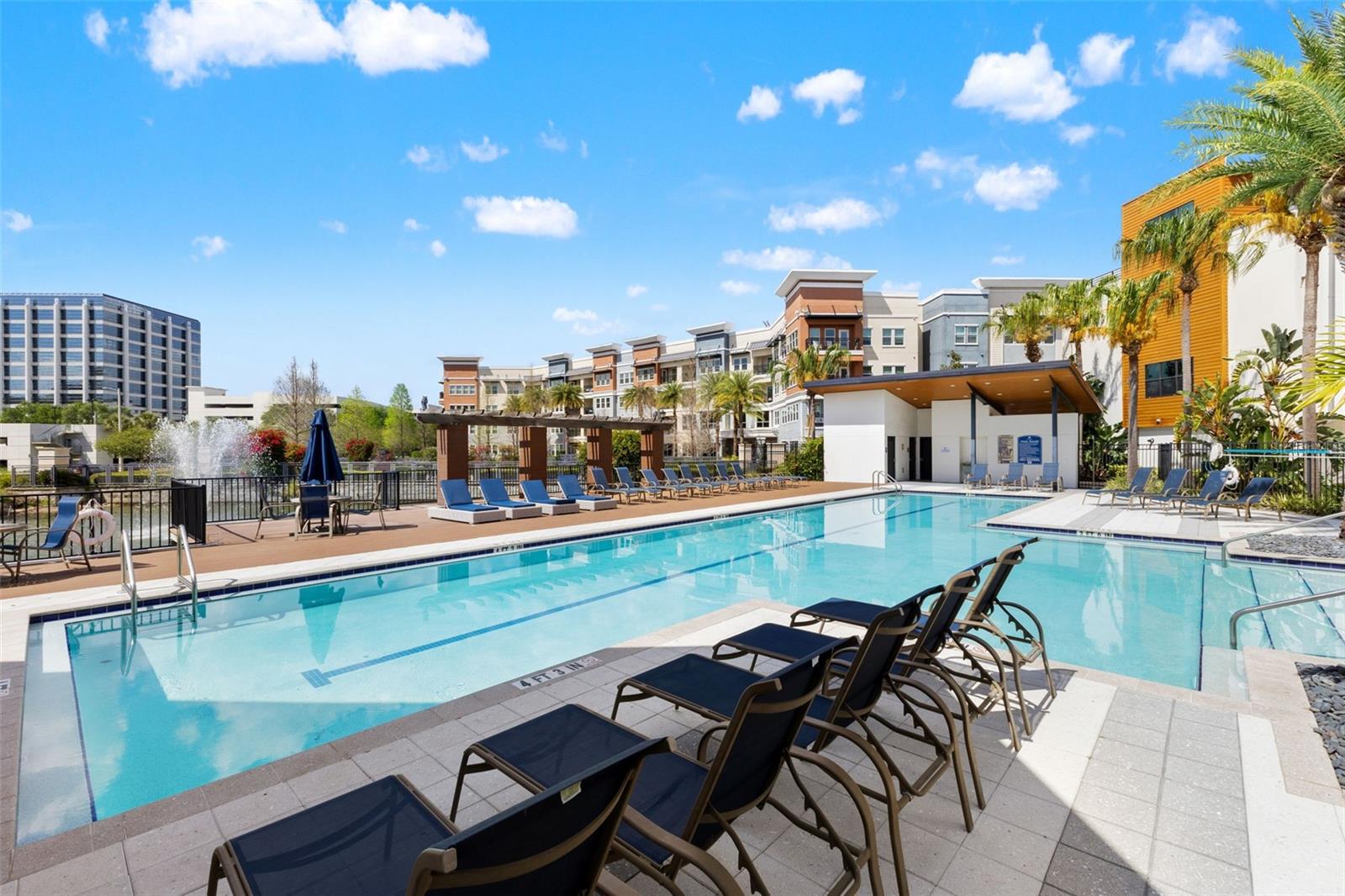 WESTSHORE VILLAGE TWNHMS - Residential