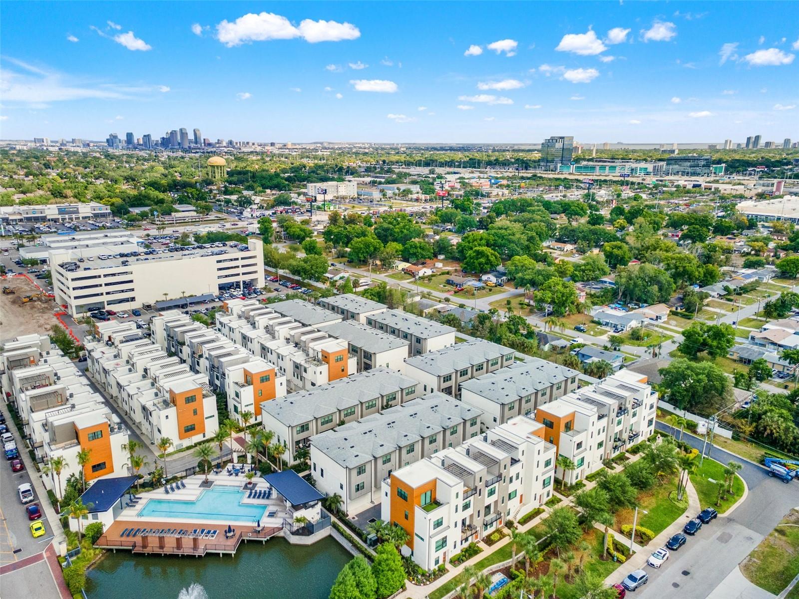 WESTSHORE VILLAGE TWNHMS - Residential