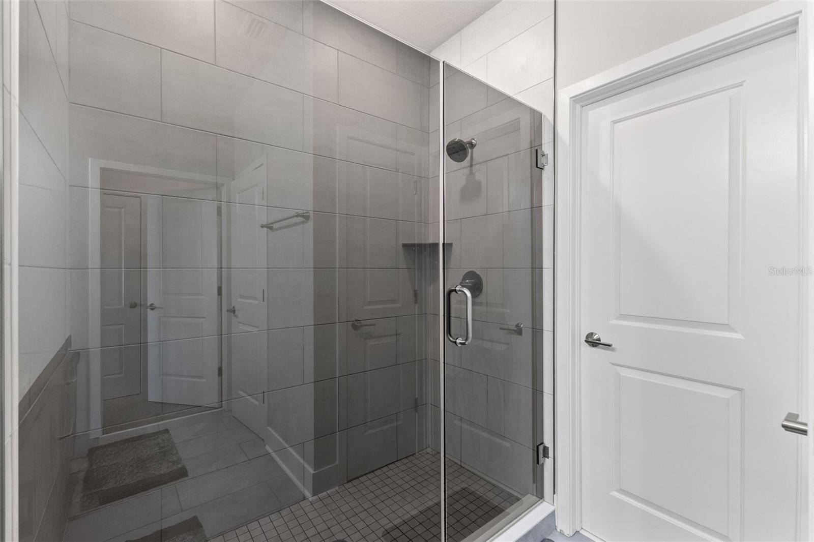 WESTSHORE VILLAGE TWNHMS - Residential