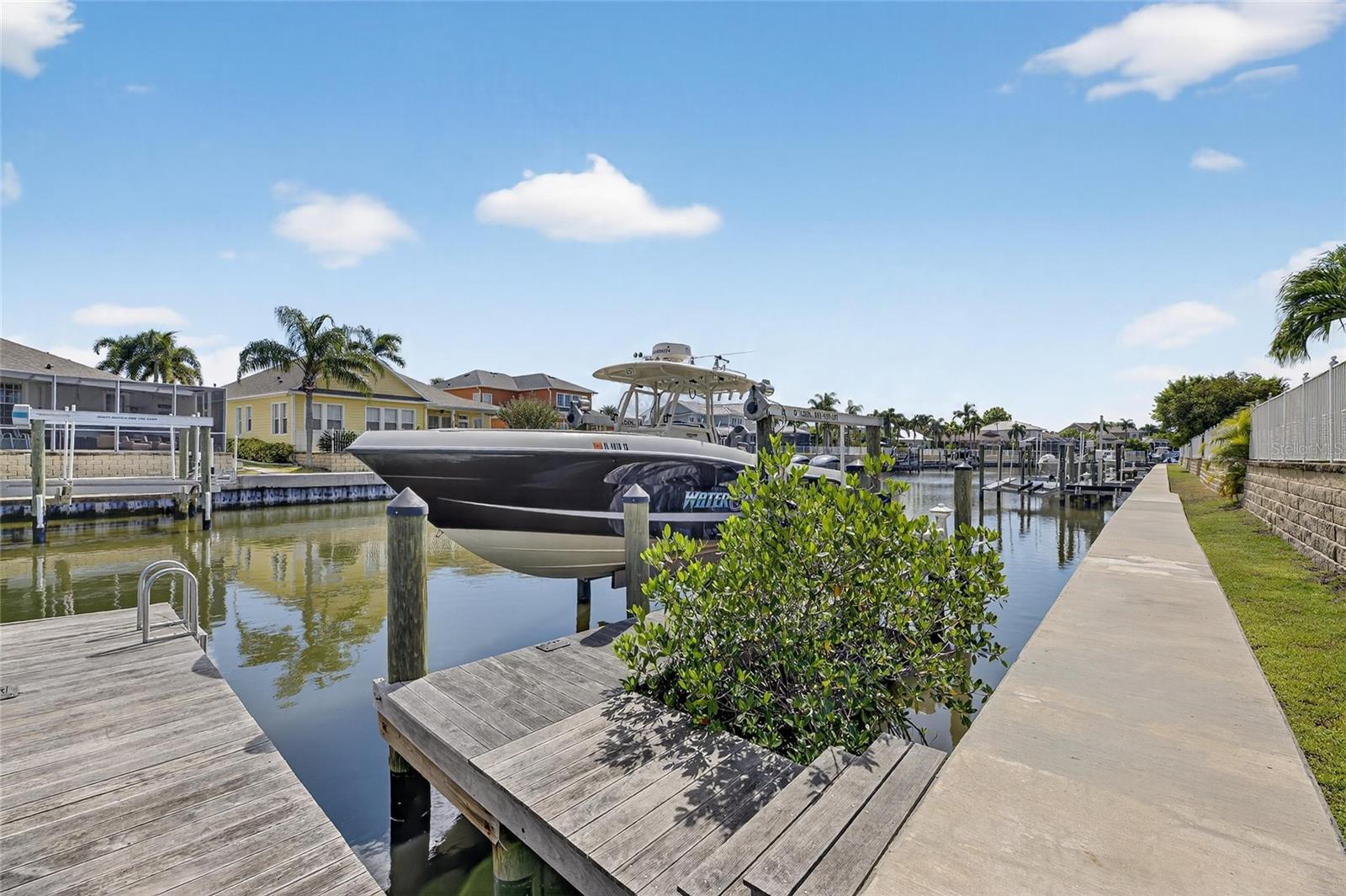 MIRABAY PH 1B-1/2A-1/3B-1 - Residential