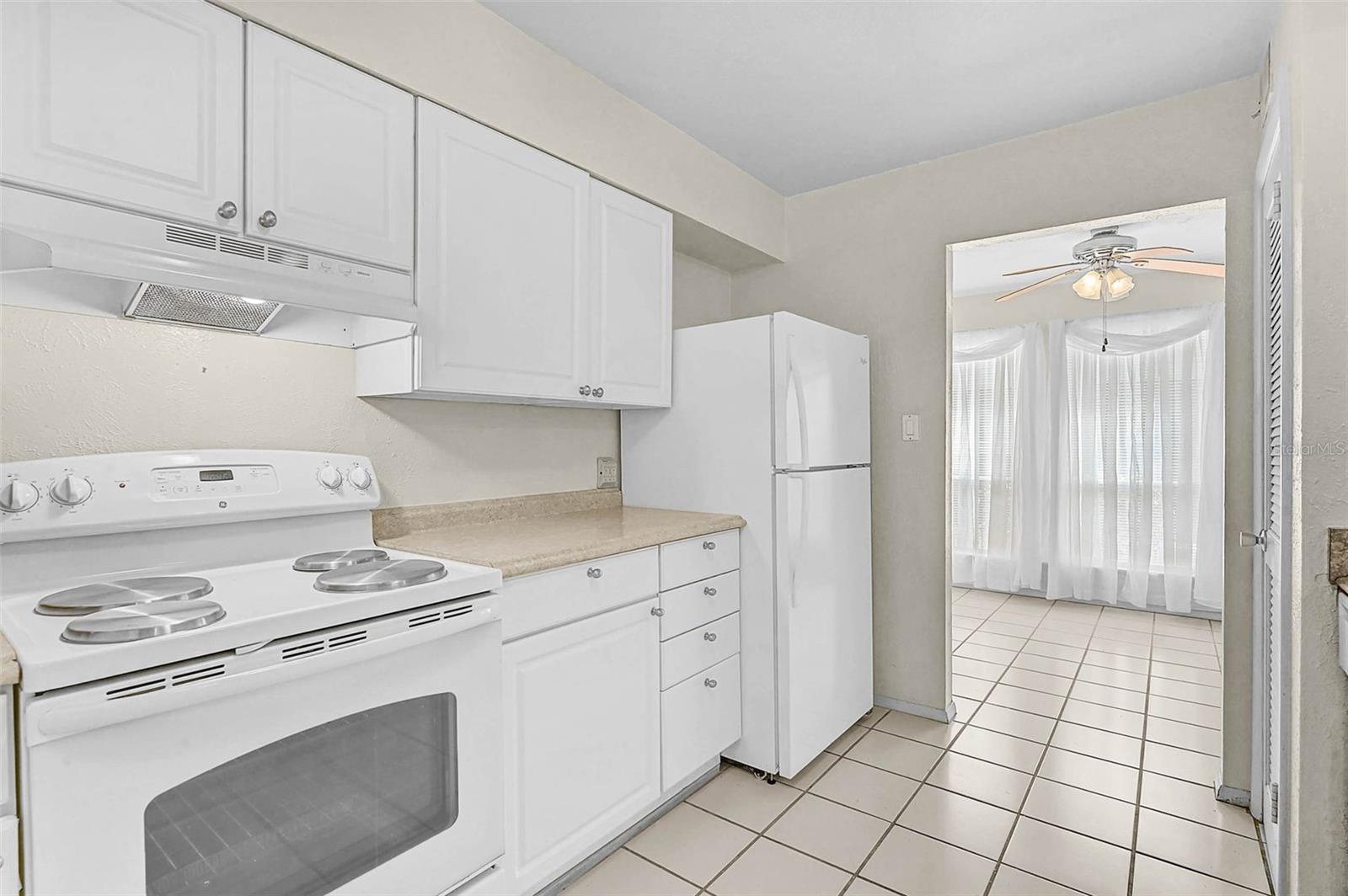 HIDDEN HOLLOW CONDO - Residential