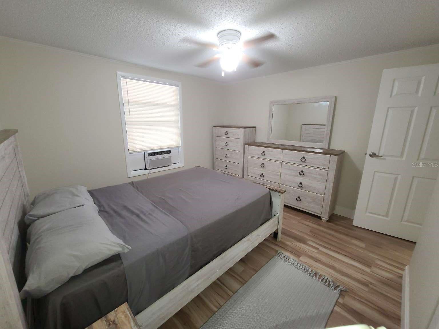 CROSSINGS/CONWAY BLDG I - Residential