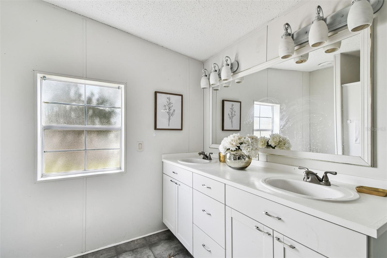 NORTHFIELD MANOR SEC A-5 - Residential