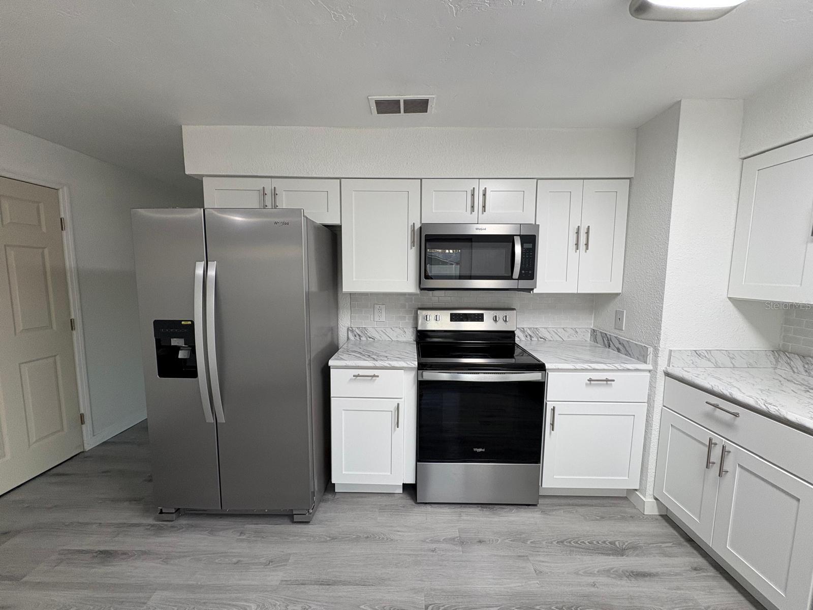 BIG TREE VILLAGE PH 01 FILE D - Residential Lease