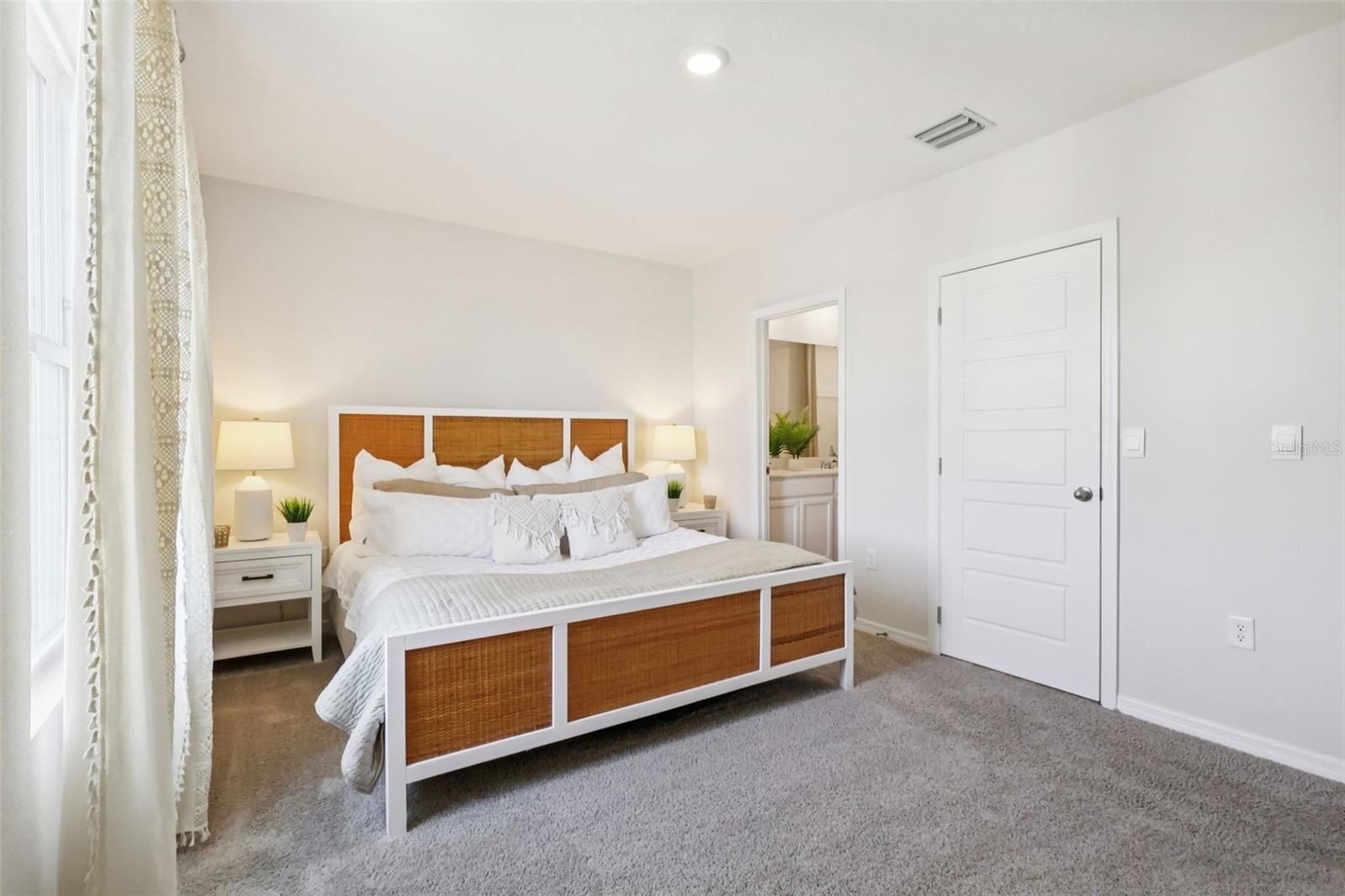 BRENTWOOD - Residential