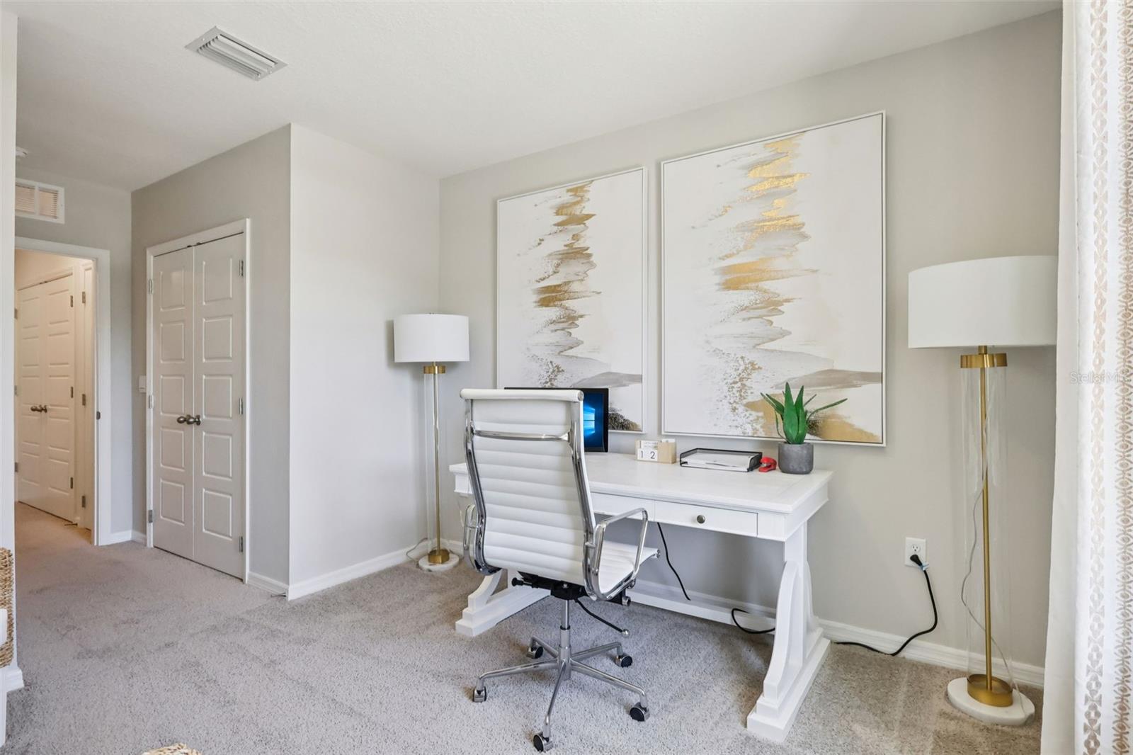 BRENTWOOD - Residential