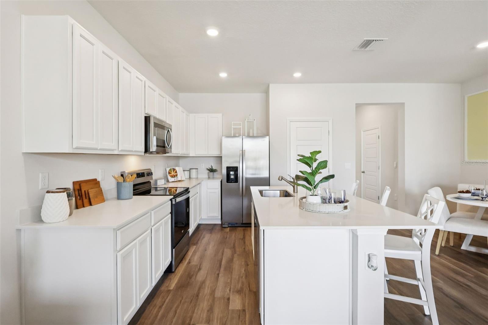 BRENTWOOD - Residential