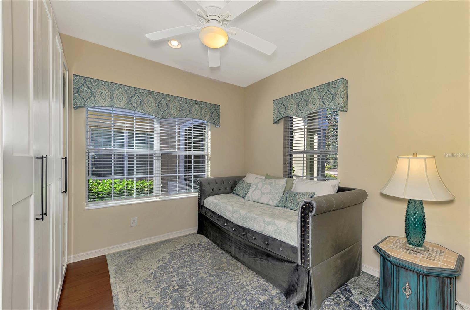 FAIRFIELD - Residential