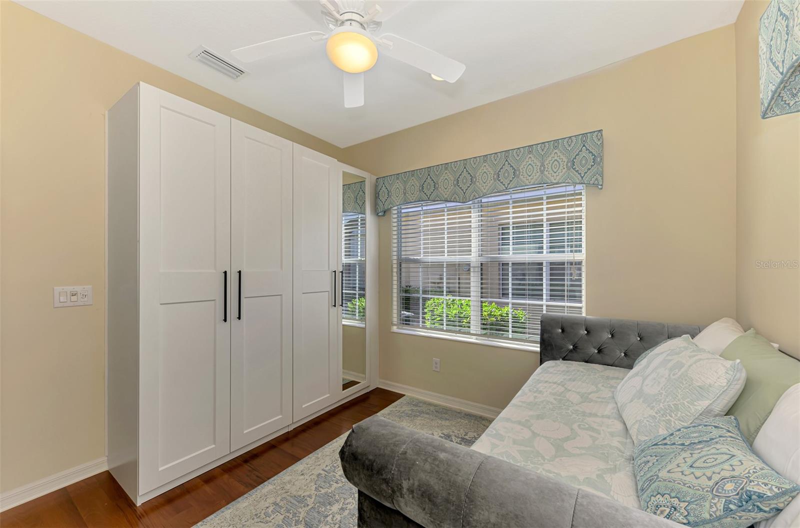 FAIRFIELD - Residential