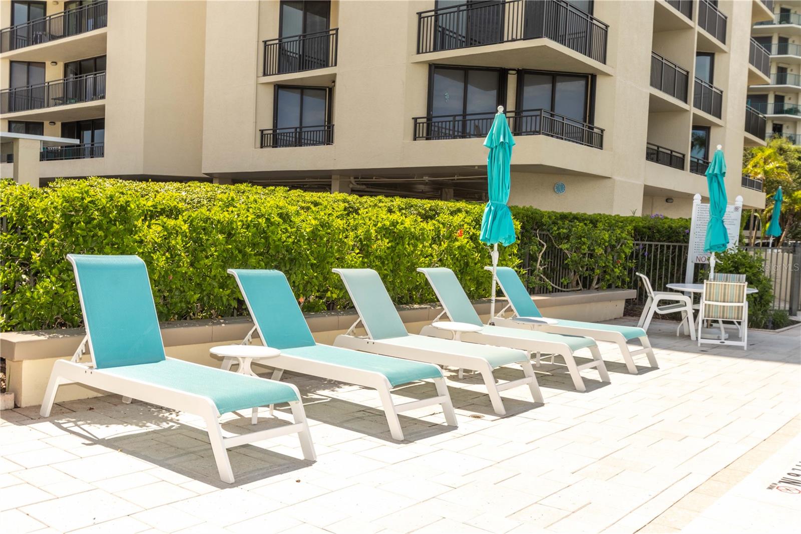 ISLAND WALK CONDO - Residential