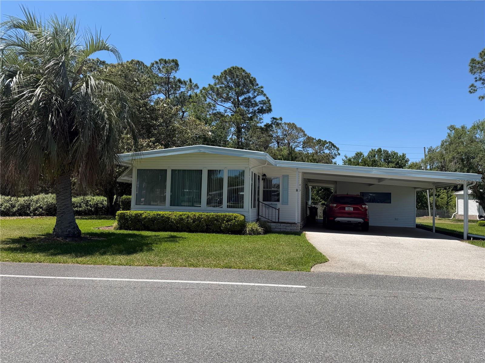 413 HAWTHORNE BOULEVARD