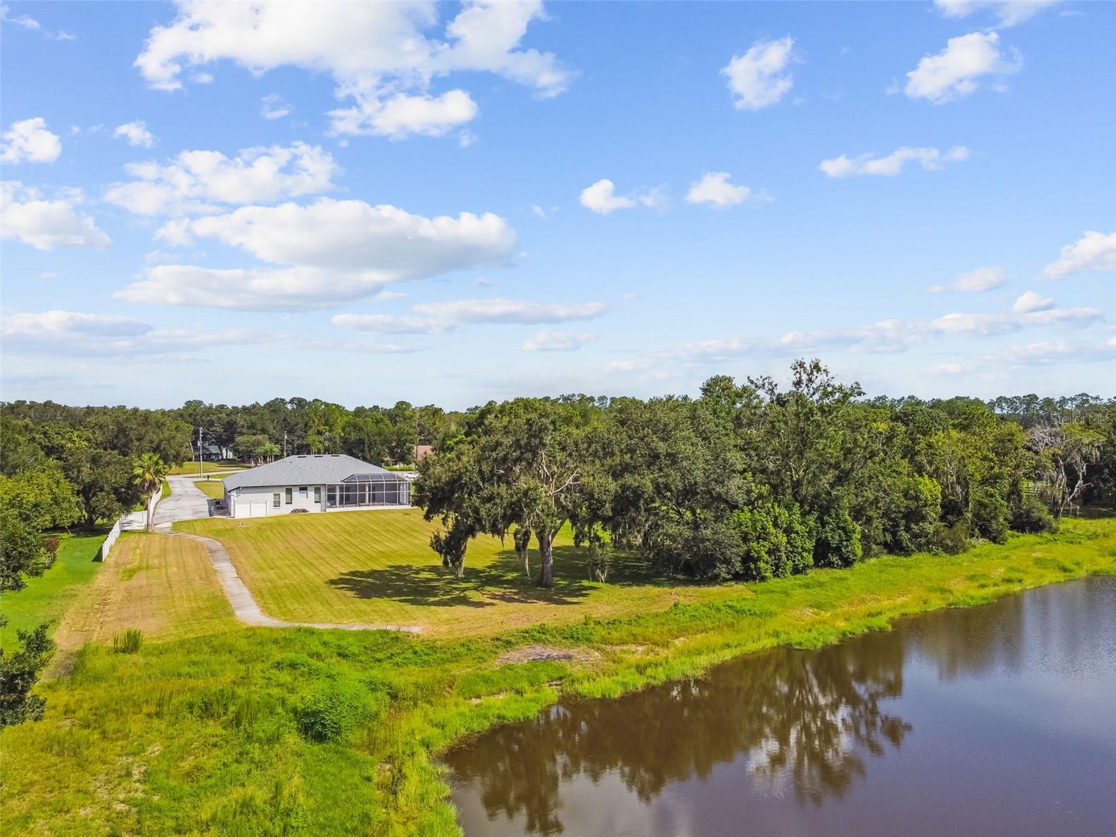 QUAIL HOLLOW ACREAGE - Residential Lease