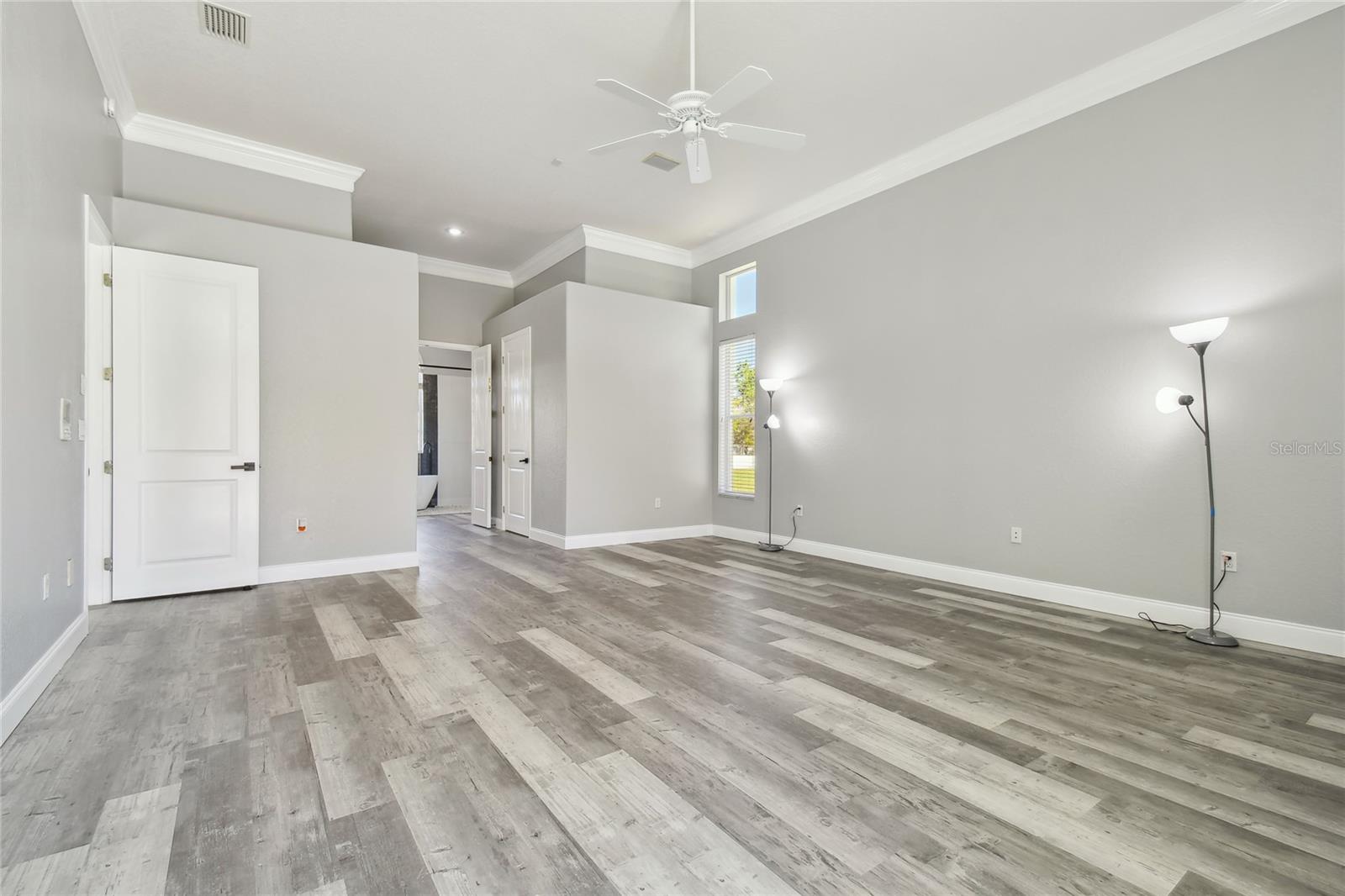 QUAIL HOLLOW ACREAGE - Residential Lease