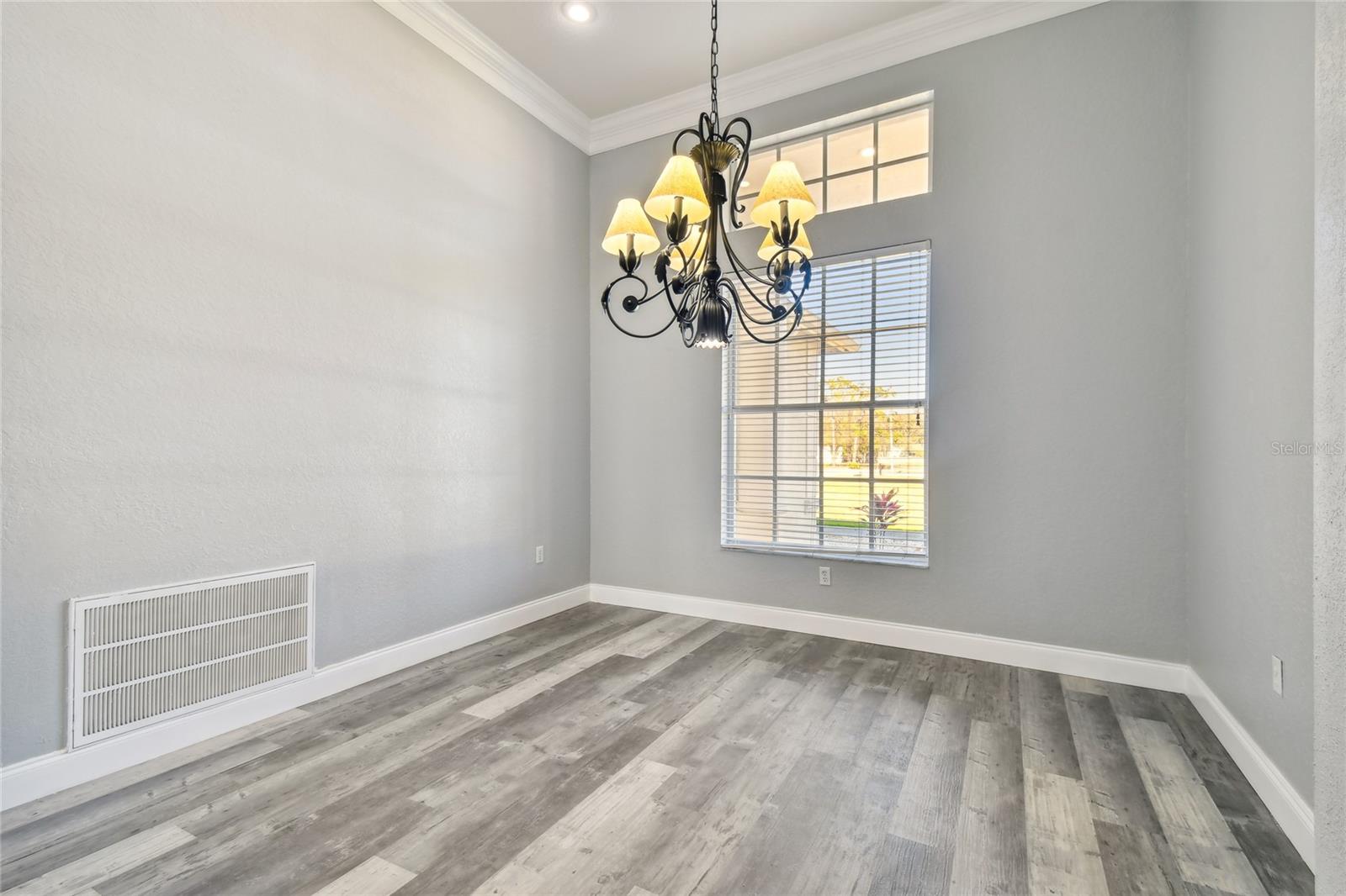 QUAIL HOLLOW ACREAGE - Residential Lease