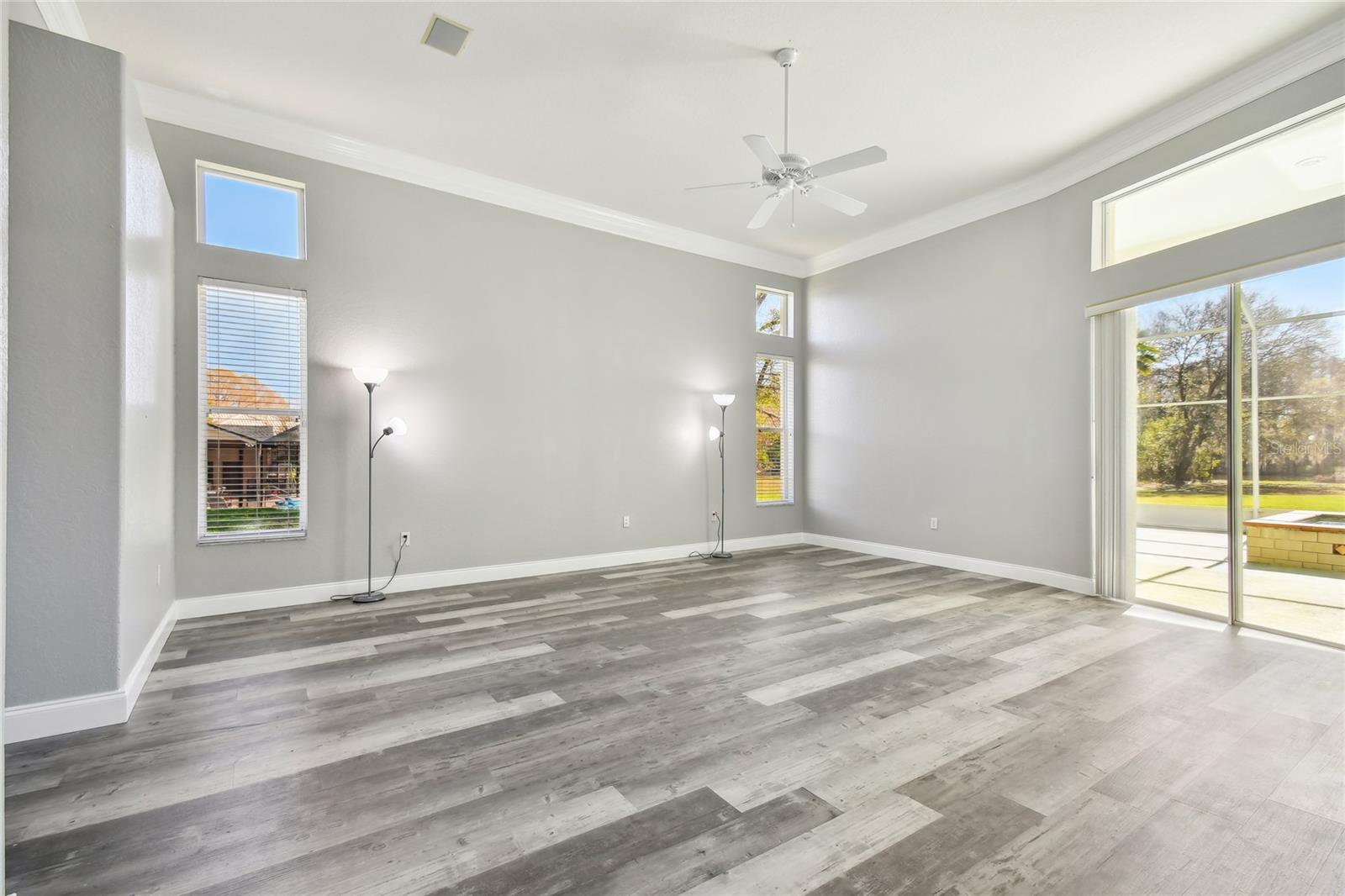 QUAIL HOLLOW ACREAGE - Residential Lease