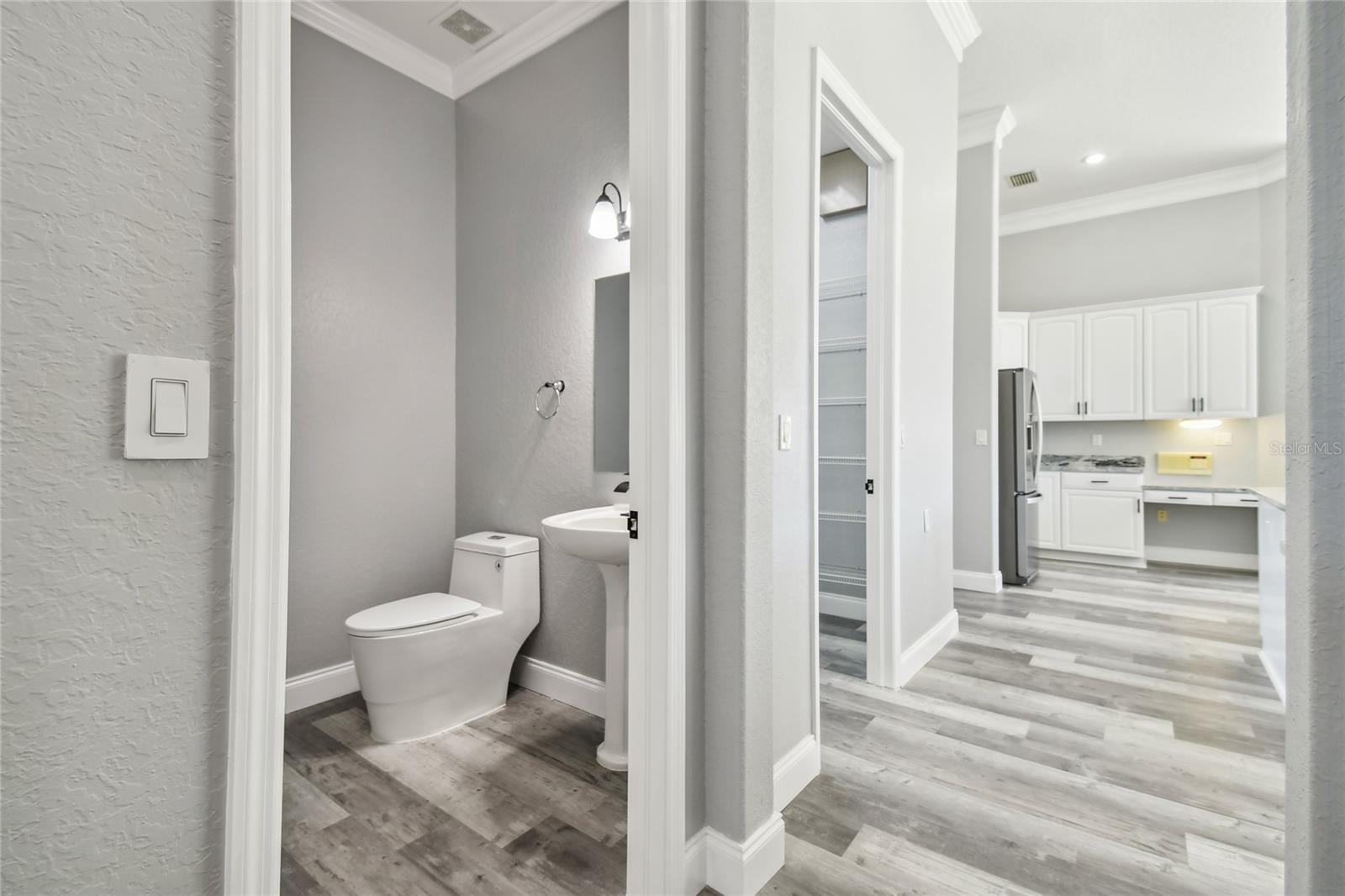 QUAIL HOLLOW ACREAGE - Residential Lease