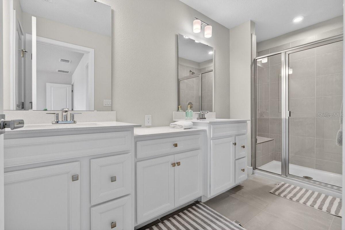 SEMINOLE PALMS - Residential