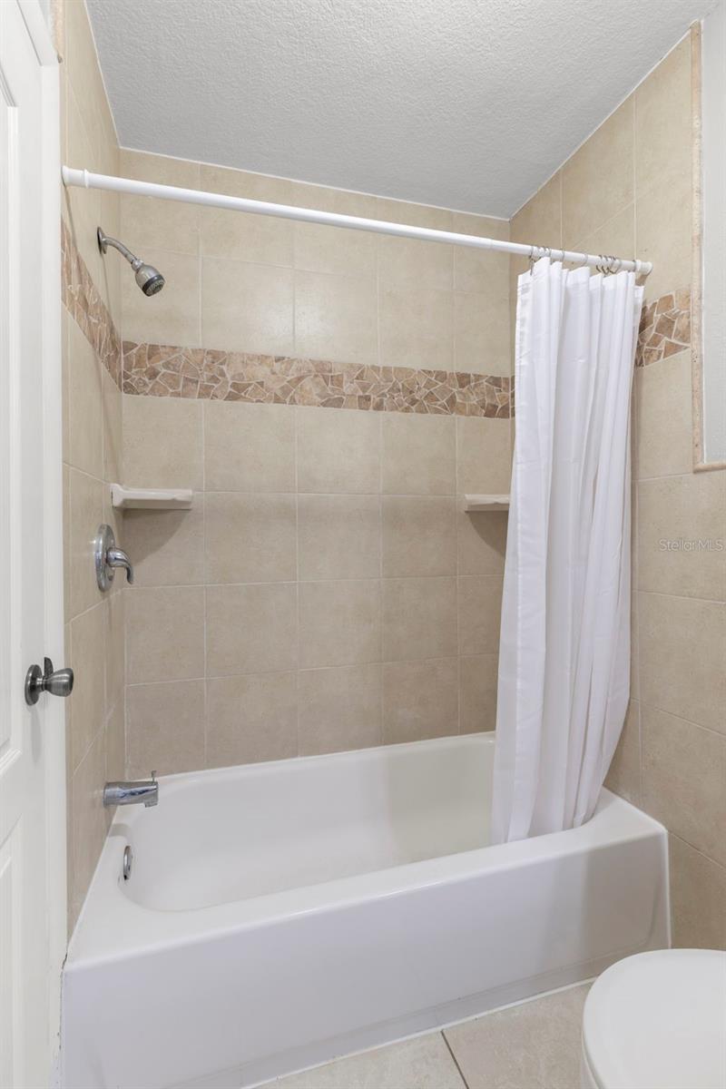 TAMPA BAYSHORE VILLAS CONDOMIN - Residential Lease