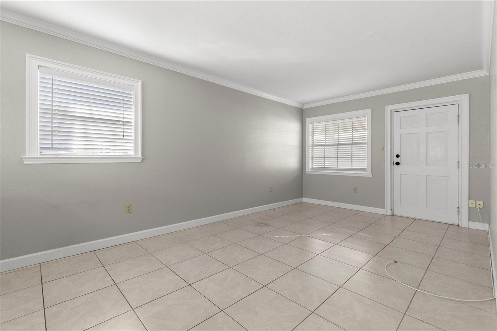 TAMPA BAYSHORE VILLAS CONDOMIN - Residential Lease