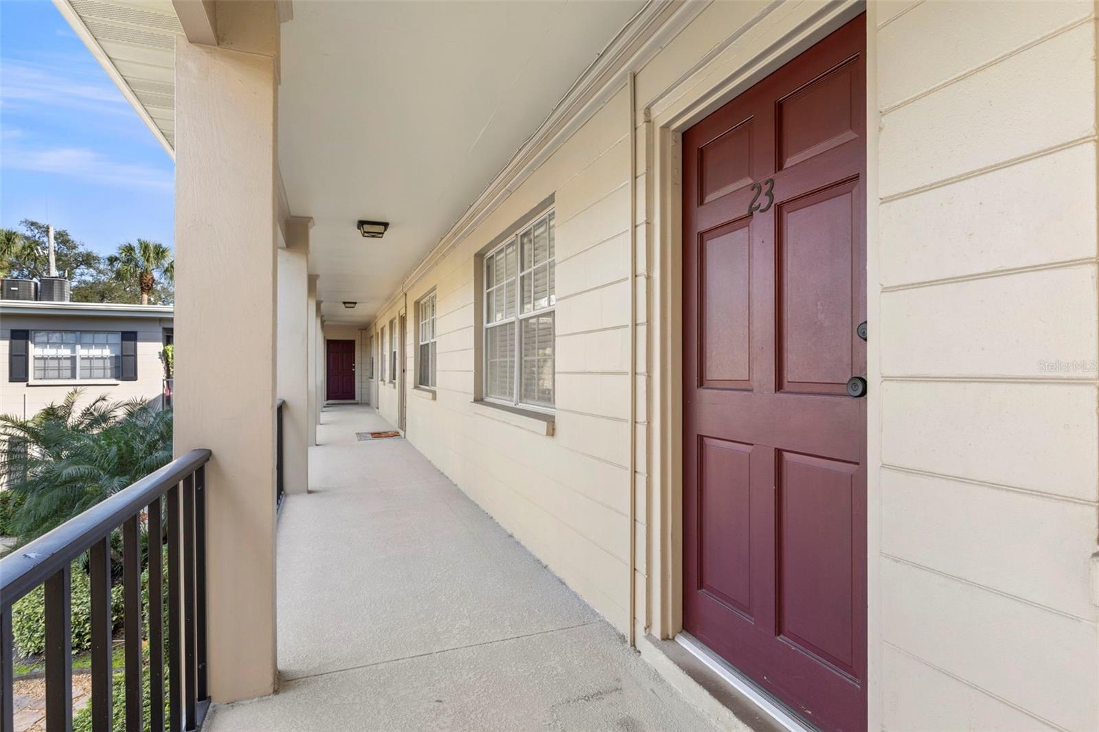 TAMPA BAYSHORE VILLAS CONDOMIN - Residential Lease