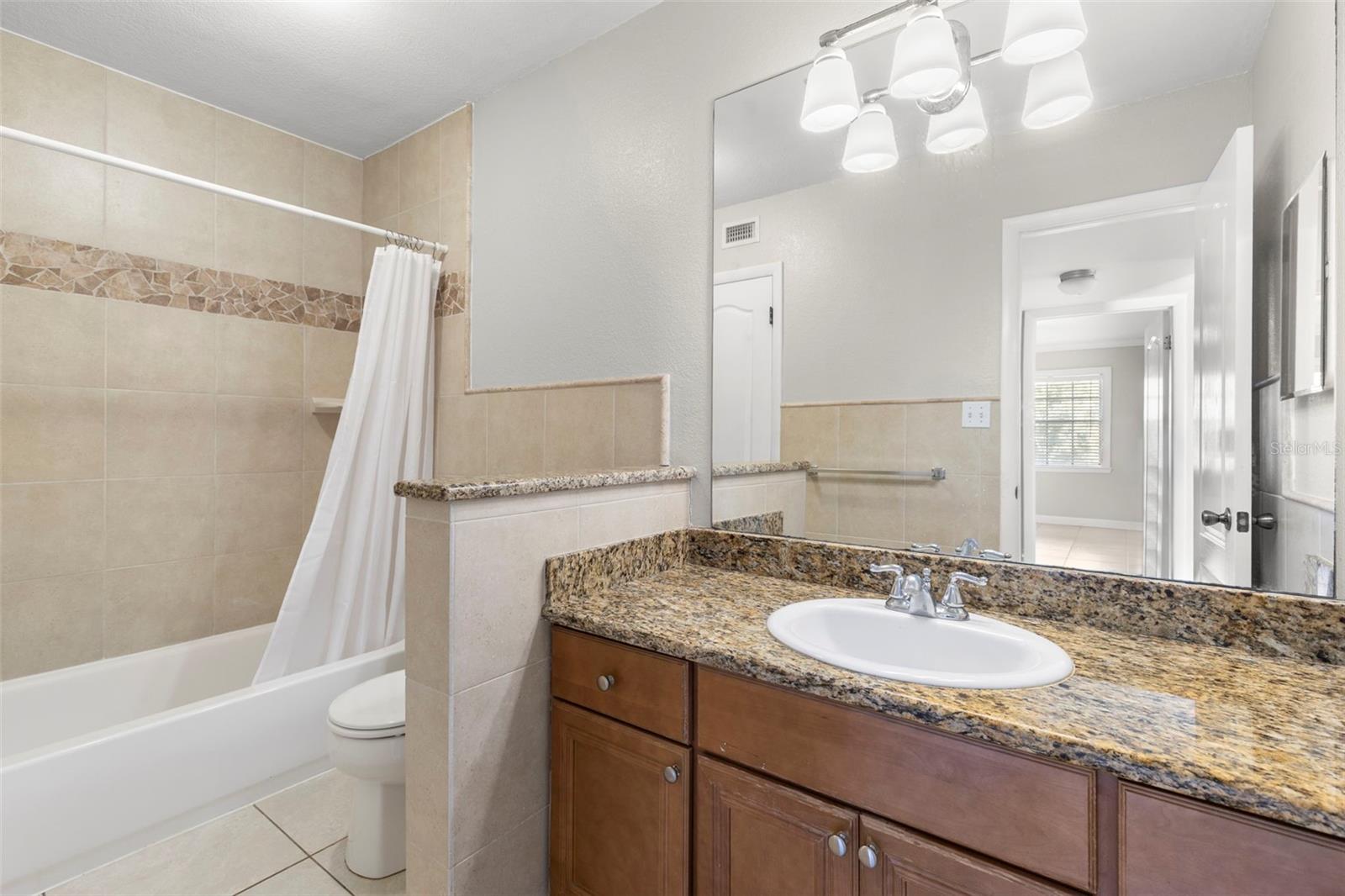 TAMPA BAYSHORE VILLAS CONDOMIN - Residential Lease