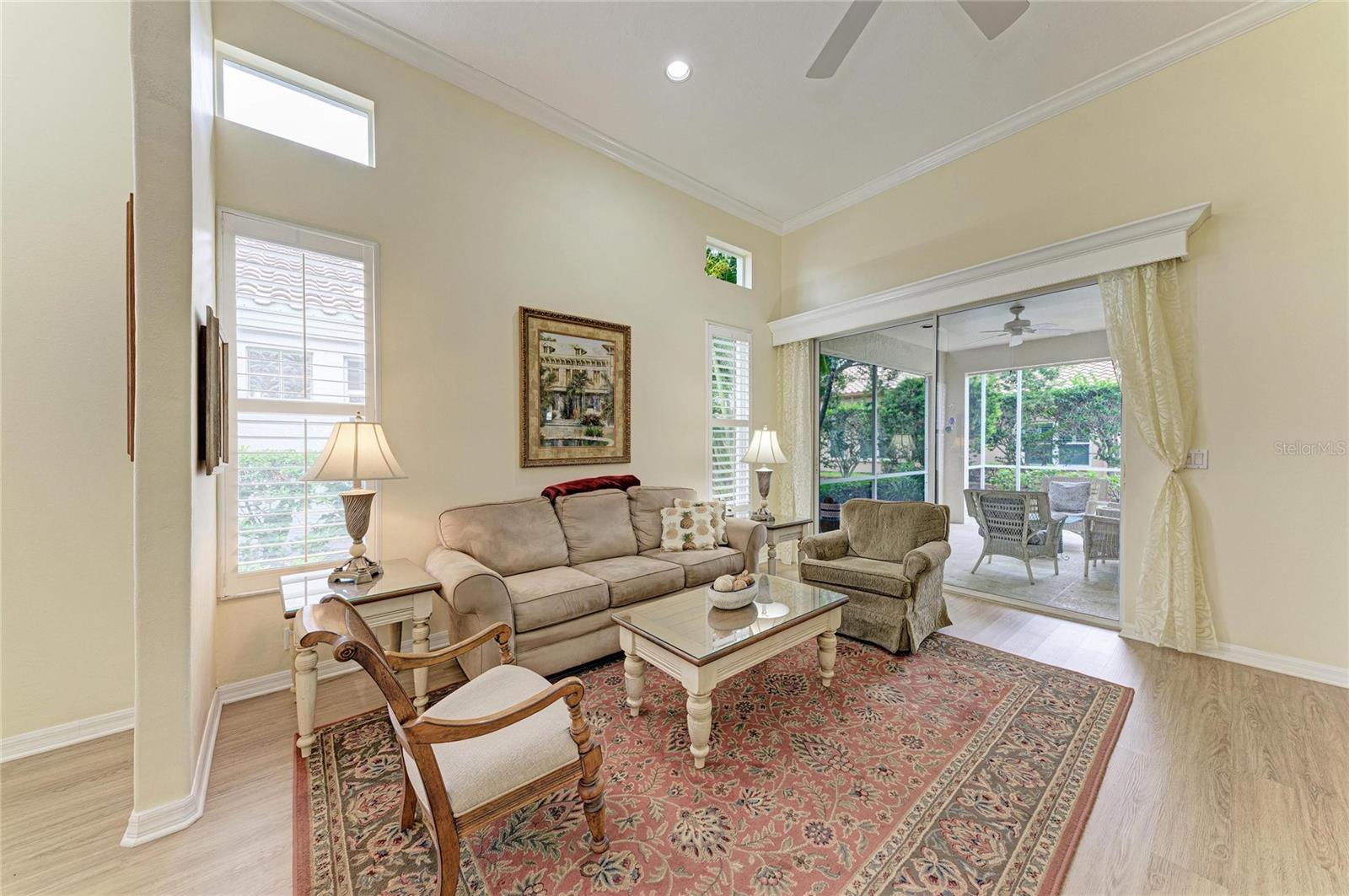 3883 ALAMANDA DRIVE