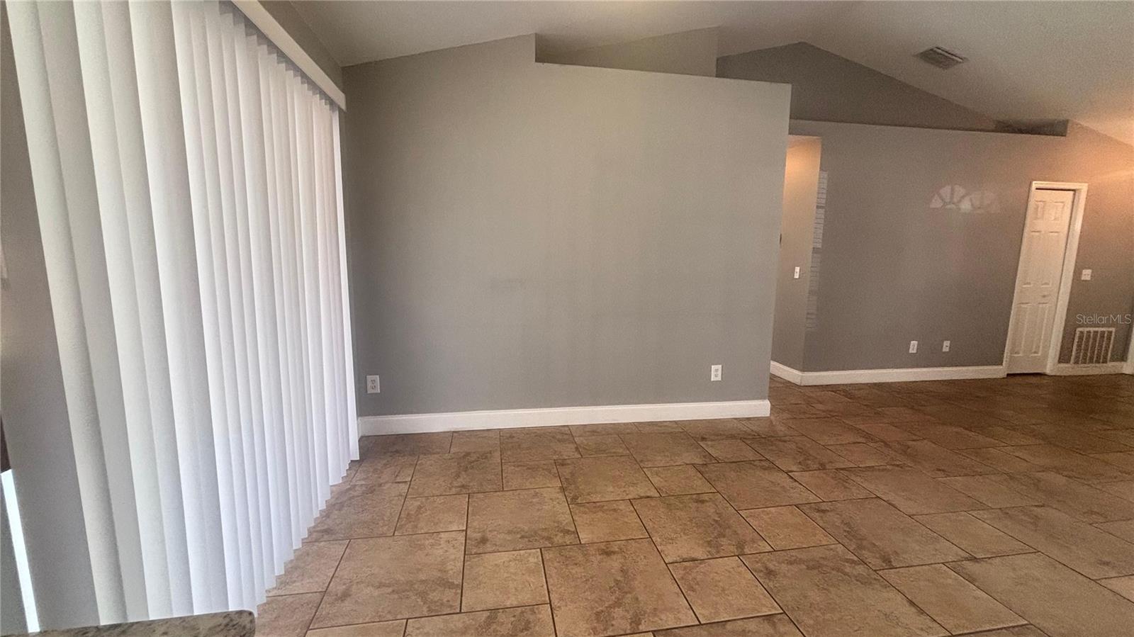 MADISON PARK SUB - Residential Lease