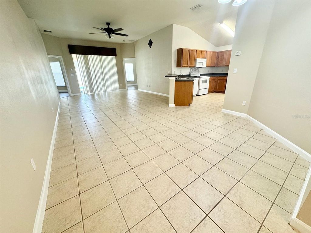 Photo of 3103 Rawcliffe Road, Clermont, FL 34714 (MLS # S5137154)