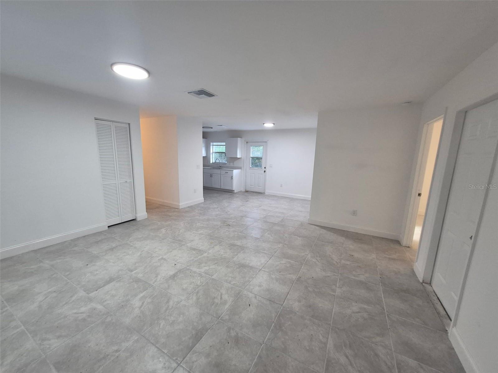 5907 NW 64TH STREET