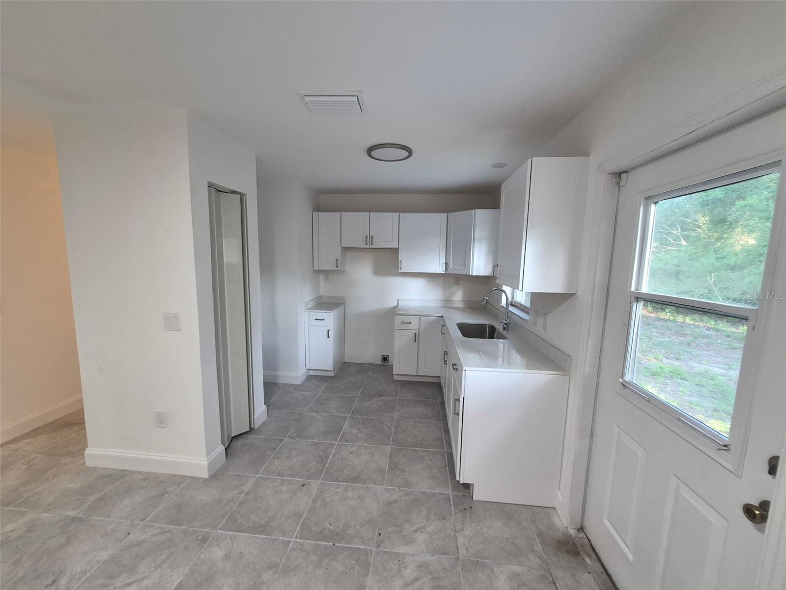 5907 NW 64TH STREET
