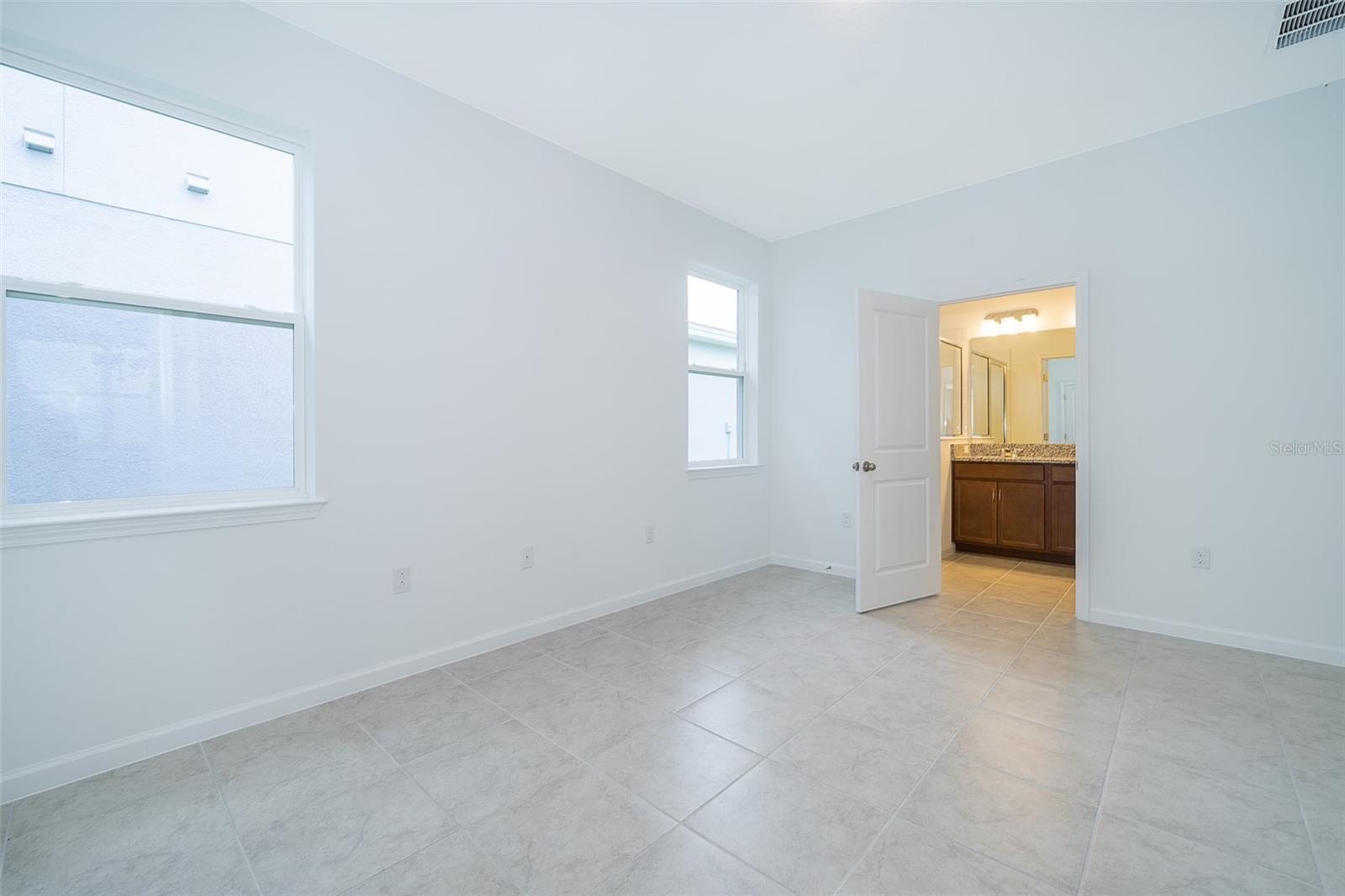 HARTWOOD LNDG - Residential Lease