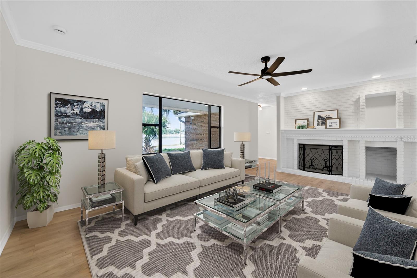 Casas a venda 3 - Jen Dantas 637 W LAKESHORE DRIVE