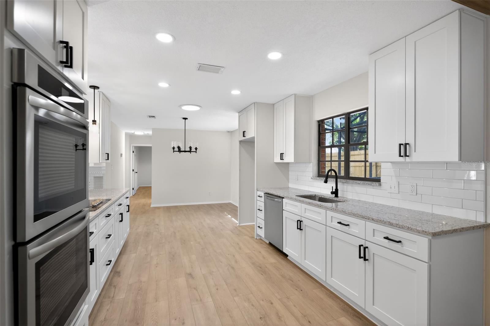 Casas a venda 4 - Jen Dantas 637 W LAKESHORE DRIVE