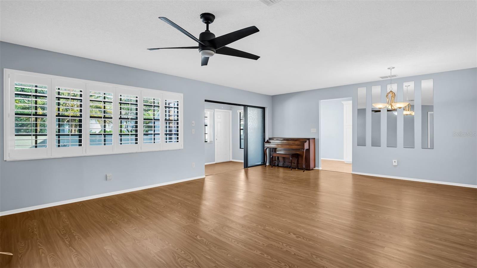 3499 CEDAR LANE