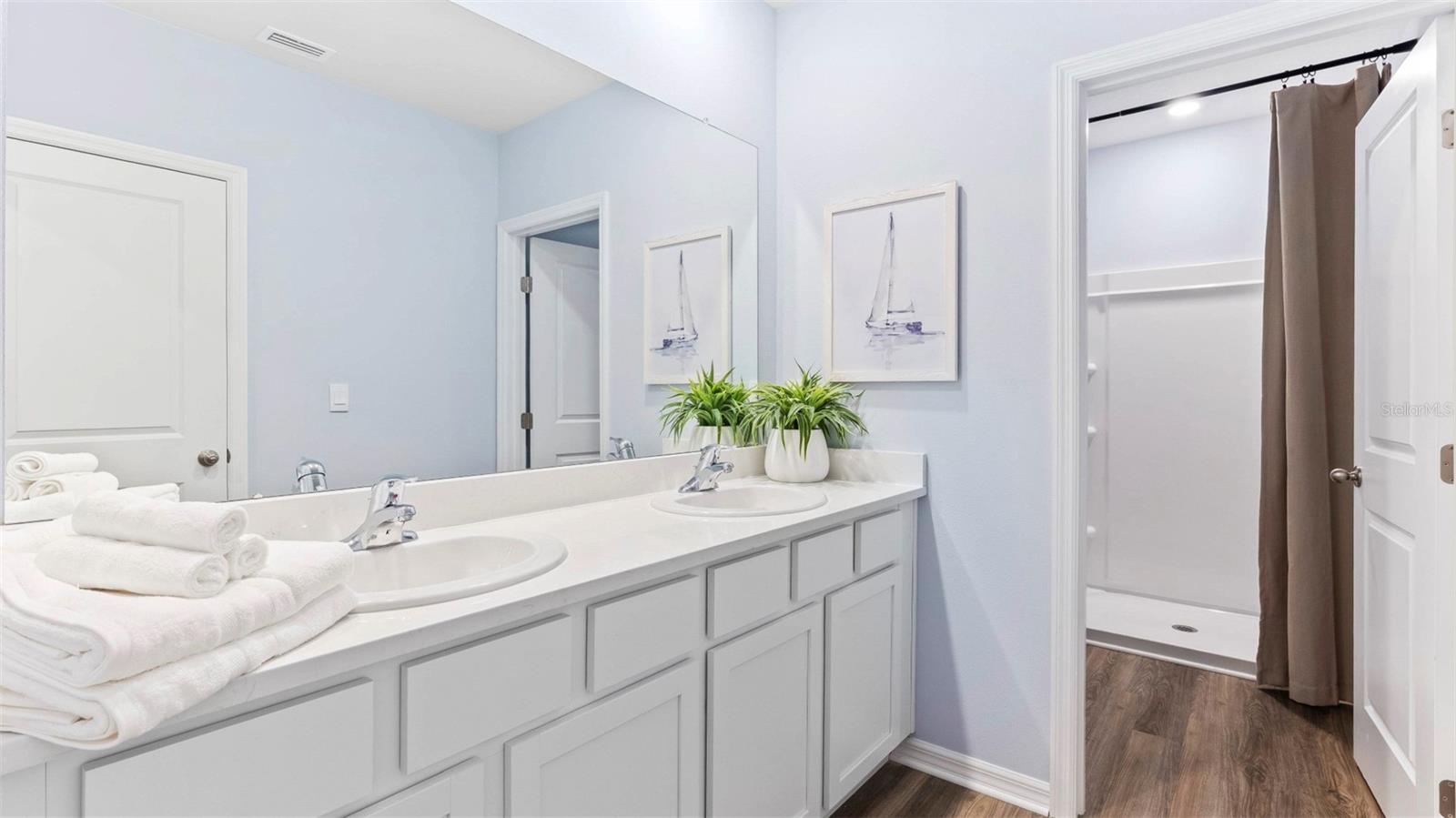 OASIS AT LONGWOOD RUN - Residential