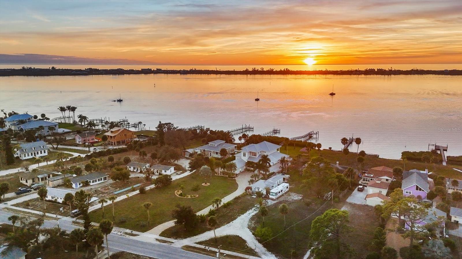 TYLER & DARLINGS 1ST ADD - Residential