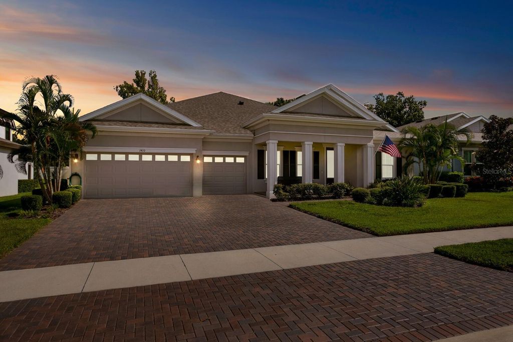 Photo of 1410 Hamlin Ridge Avenue, Valrico, FL 33596 (MLS # TB8415338)