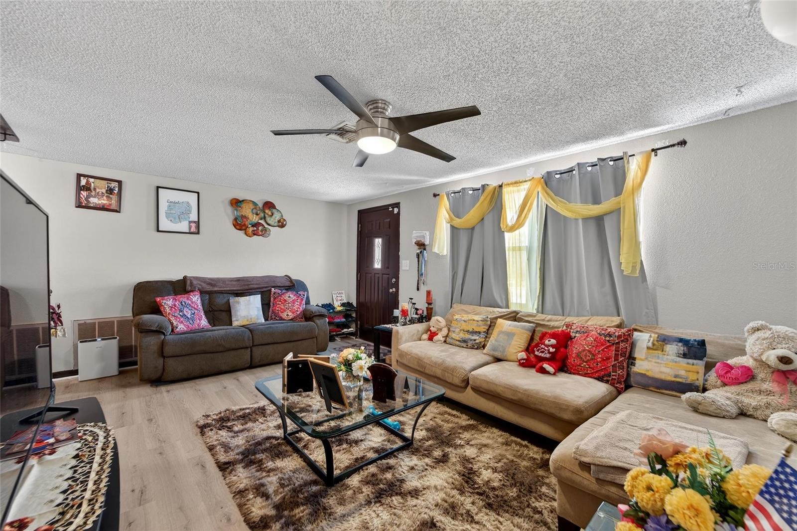 VIVA VILLAS - Residential