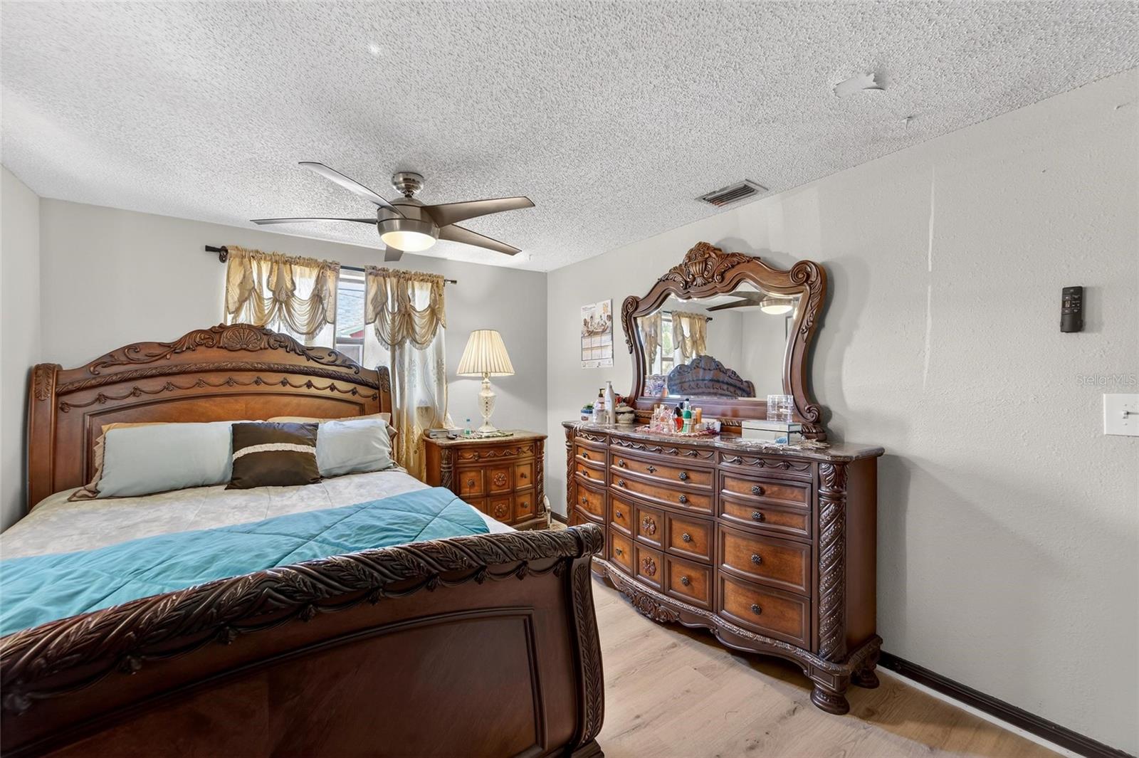 VIVA VILLAS - Residential