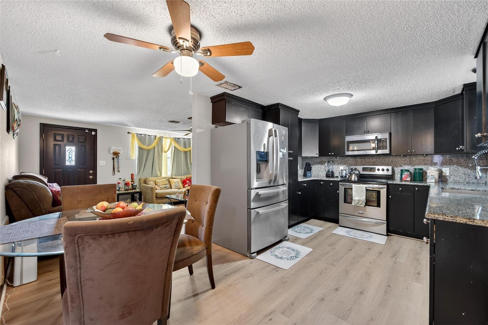 VIVA VILLAS - Residential