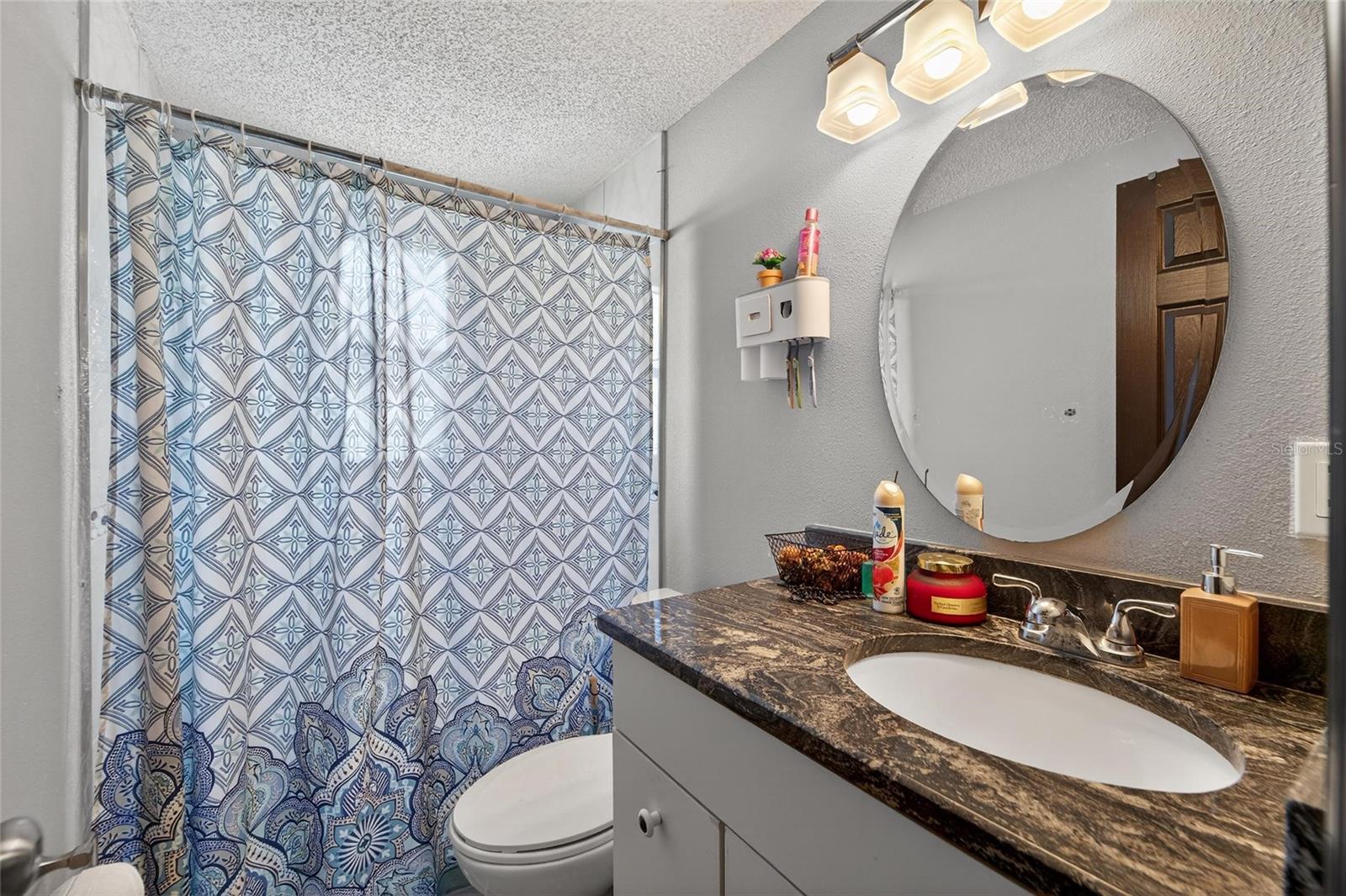 VIVA VILLAS - Residential