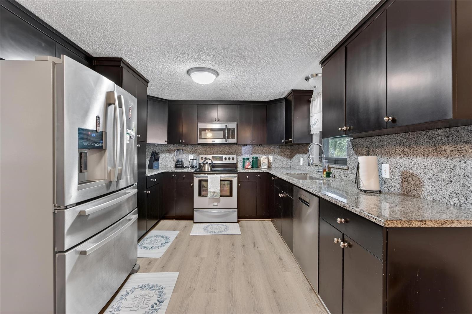 VIVA VILLAS - Residential