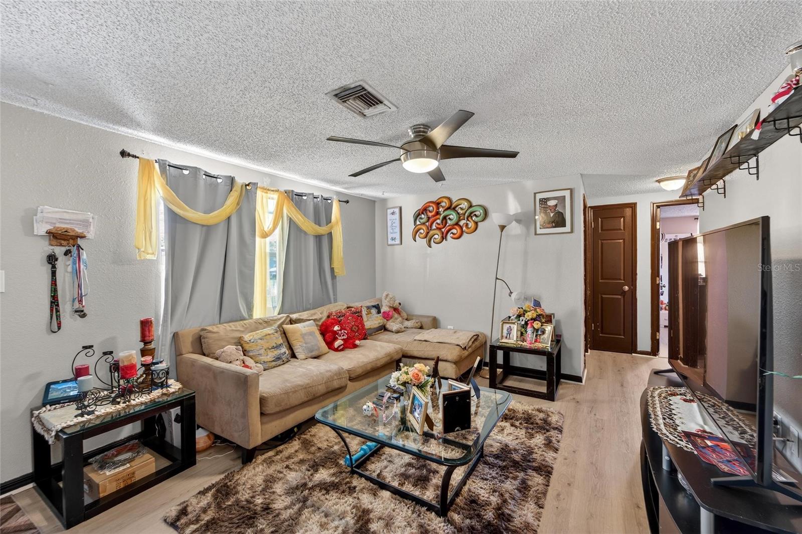 VIVA VILLAS - Residential