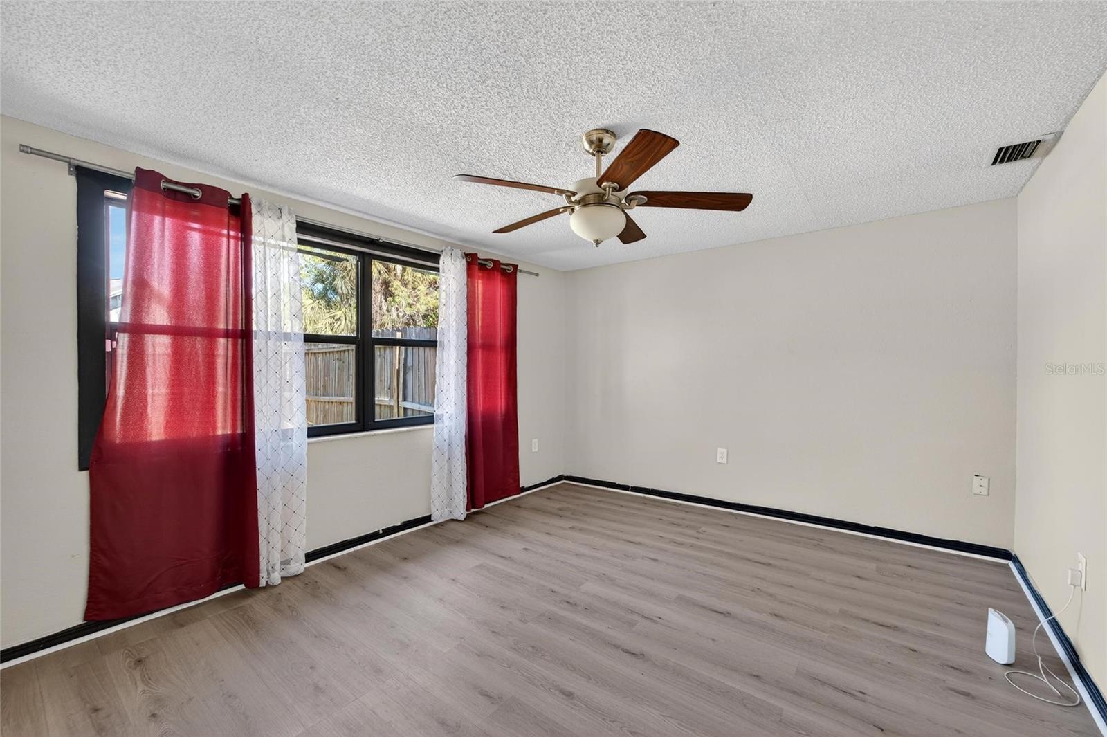 VIVA VILLAS - Residential