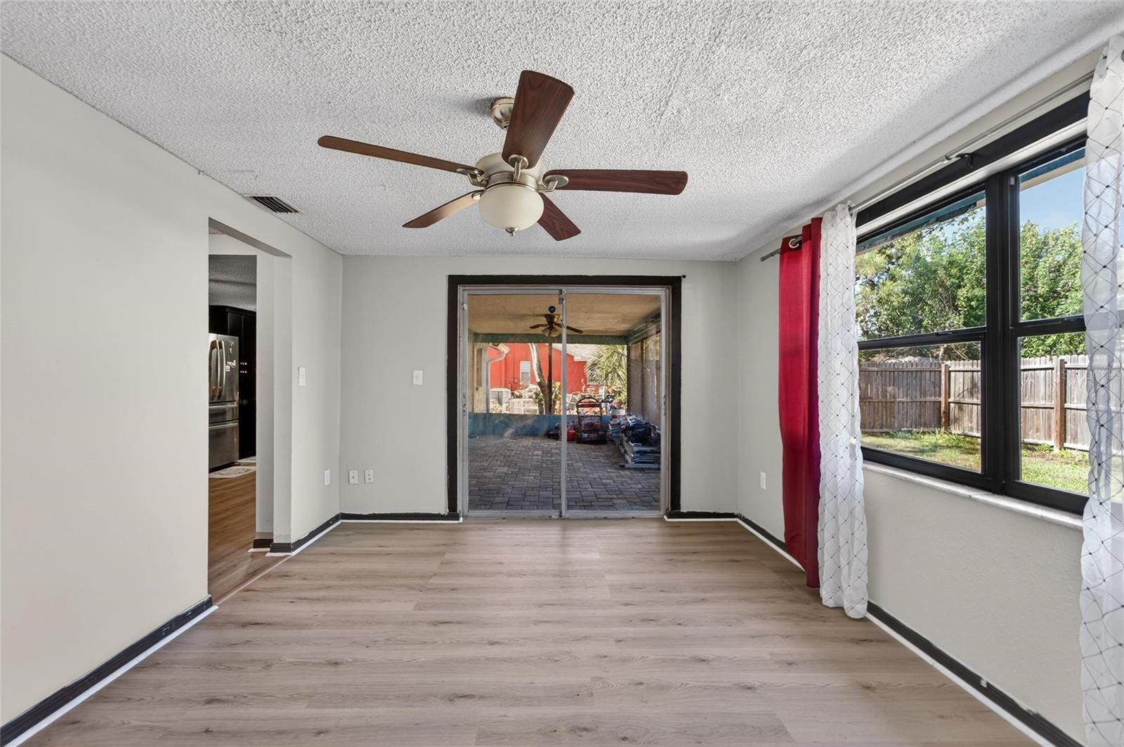 VIVA VILLAS - Residential