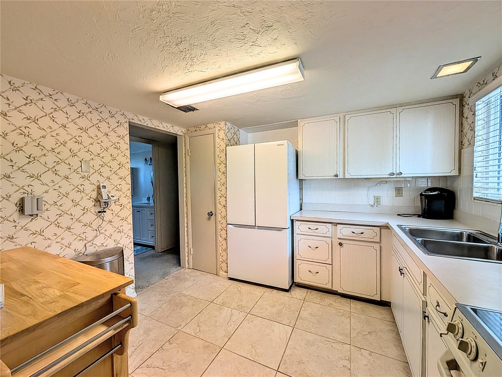 THE FOURTH BAYSHORE - Residential