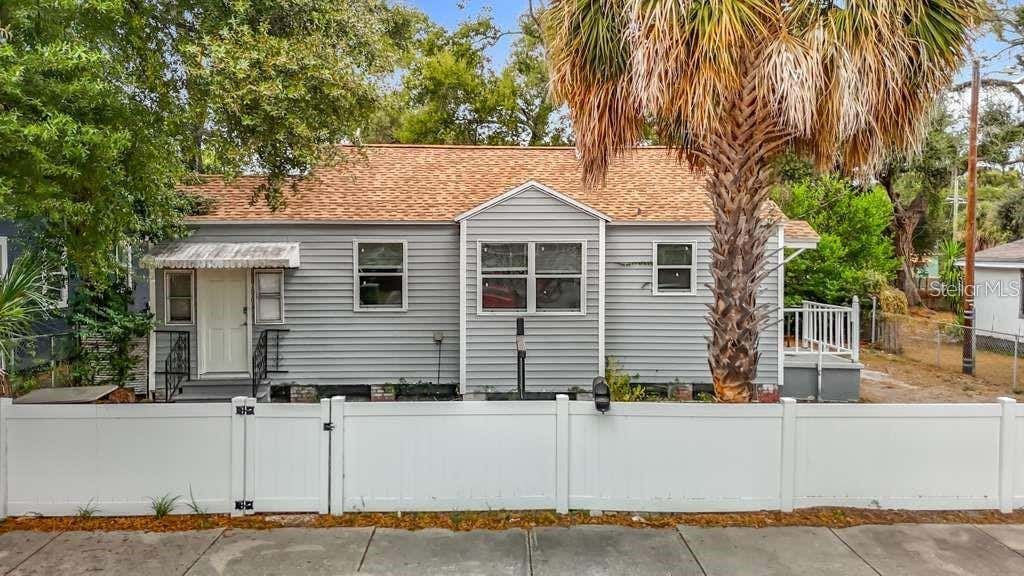 Photo of 1008 E 24th Avenue, Tampa, FL 33605 (MLS # TB8530551)